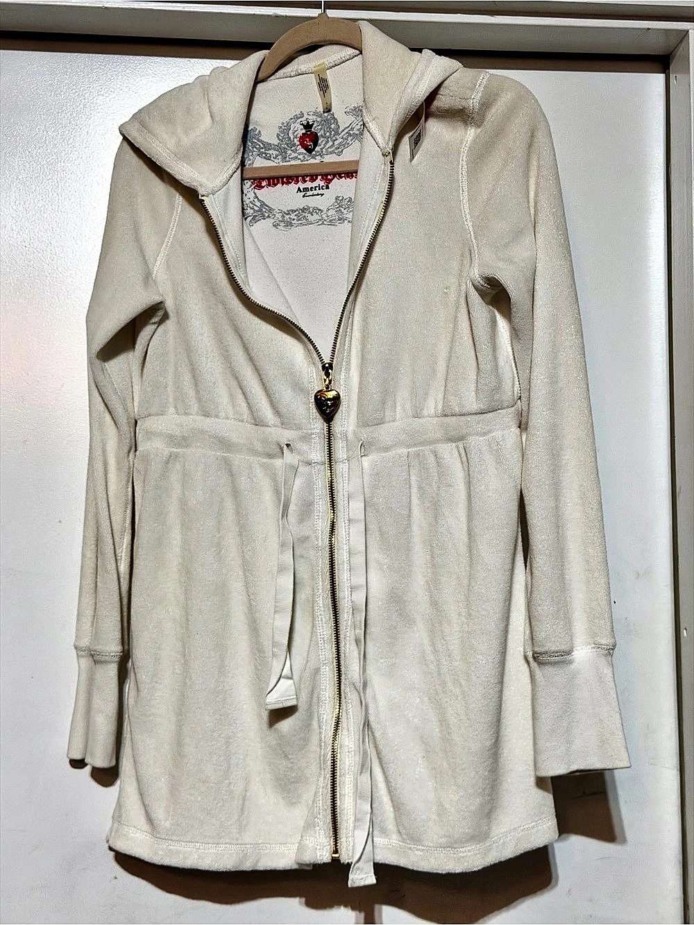 Vintage Twisted Heart Y2K Velour Terry Zip Up Hoodie Cream large
